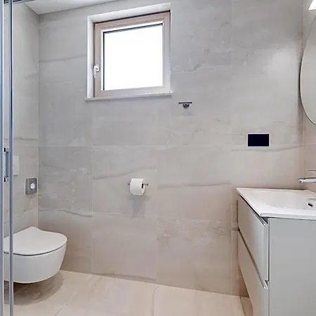 Iris 3* Baška